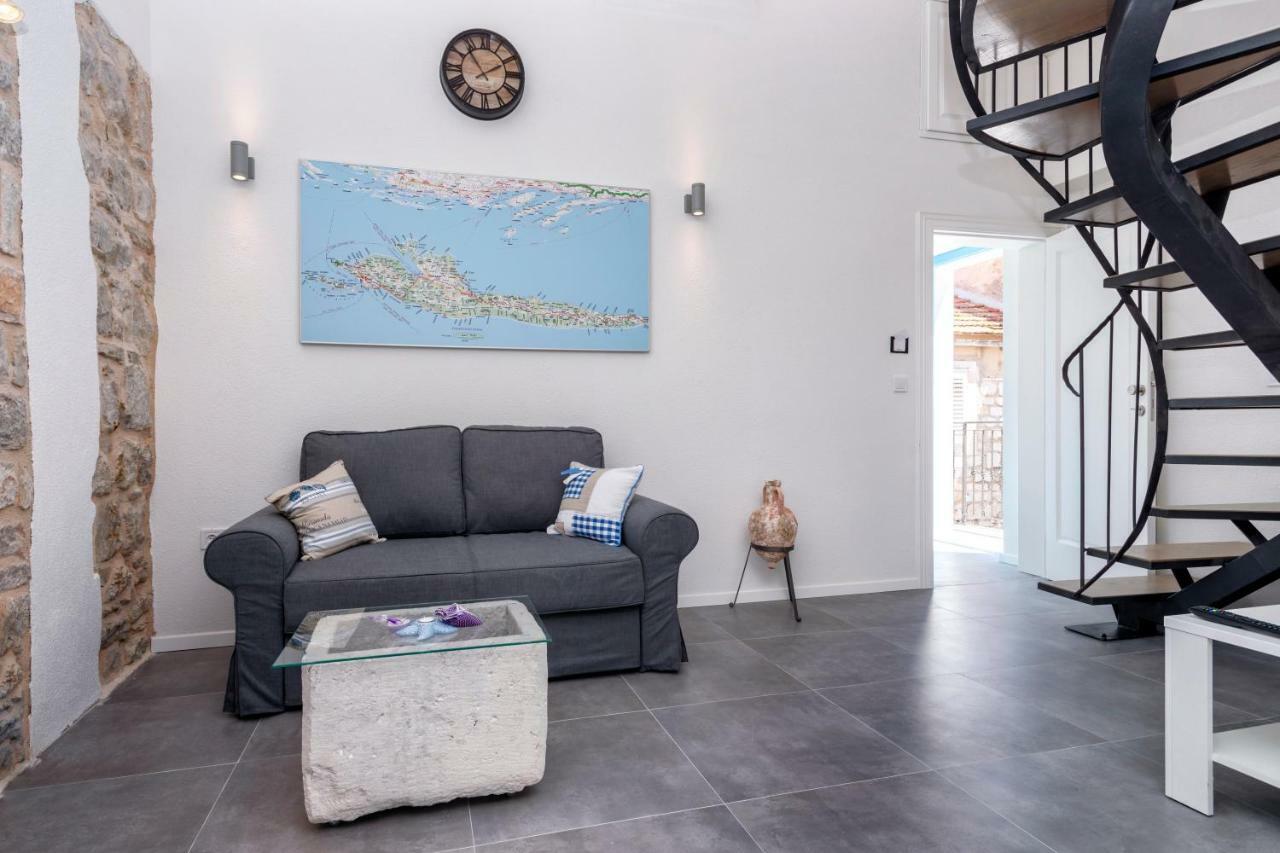 Villa Riva Jelsa  Εξωτερικό φωτογραφία