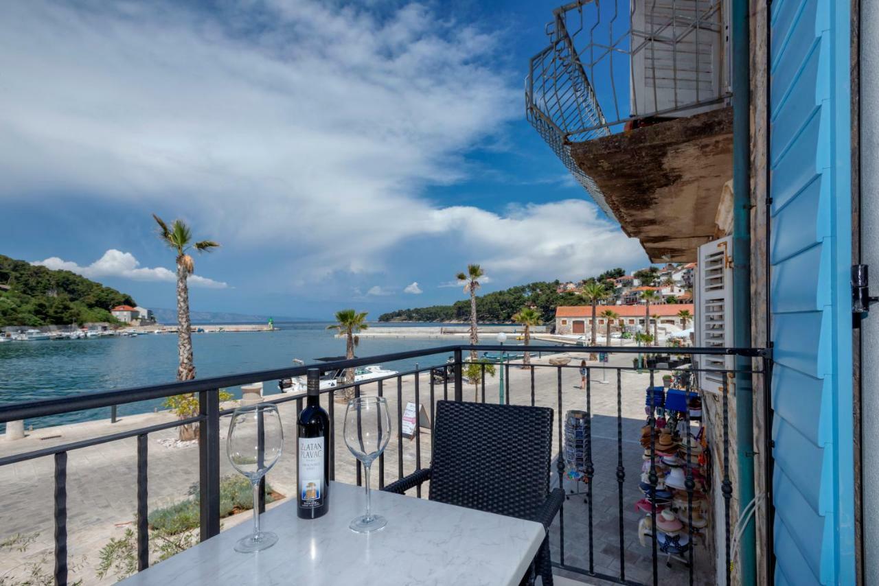 Villa Riva Jelsa  Εξωτερικό φωτογραφία