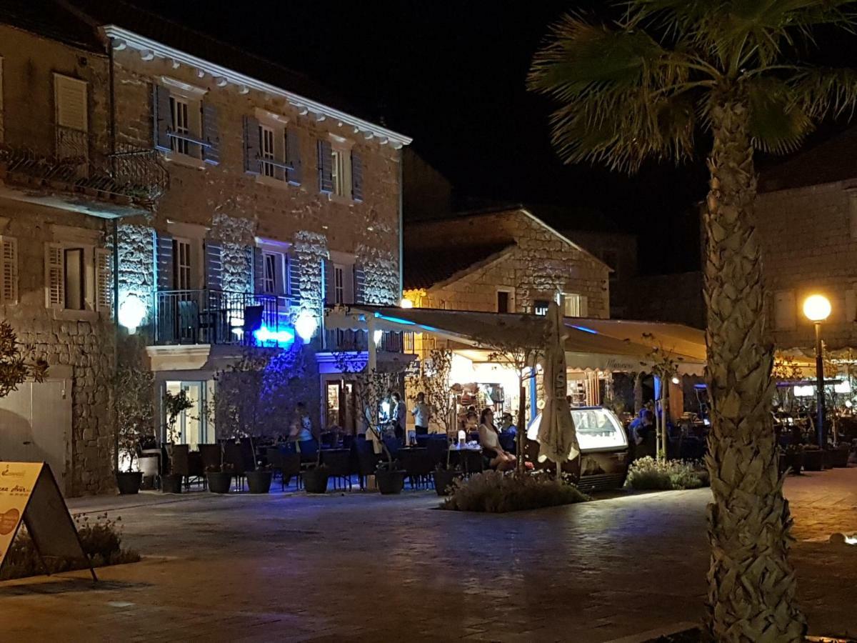 Villa Riva Jelsa  Εξωτερικό φωτογραφία